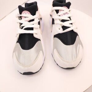 Nike(PS) Nike Huarache Run 'Grey Fog Pink Foam. size 3 Y